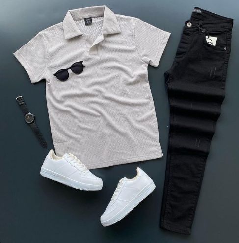 Men’s Polo T-Shirt & Black Jeans