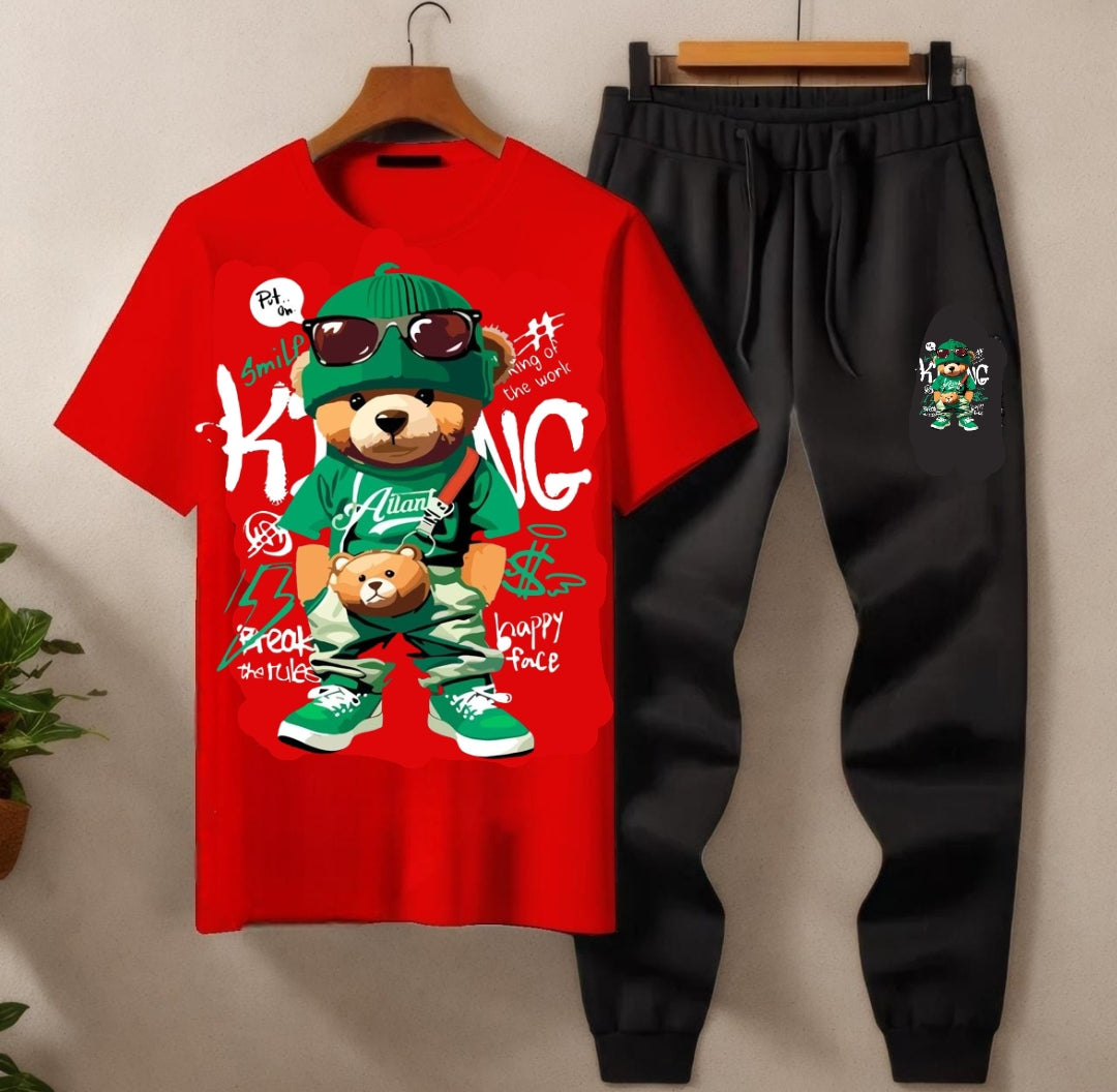 Stylish 2-piece bear print tracksuit with matching tee and joggers